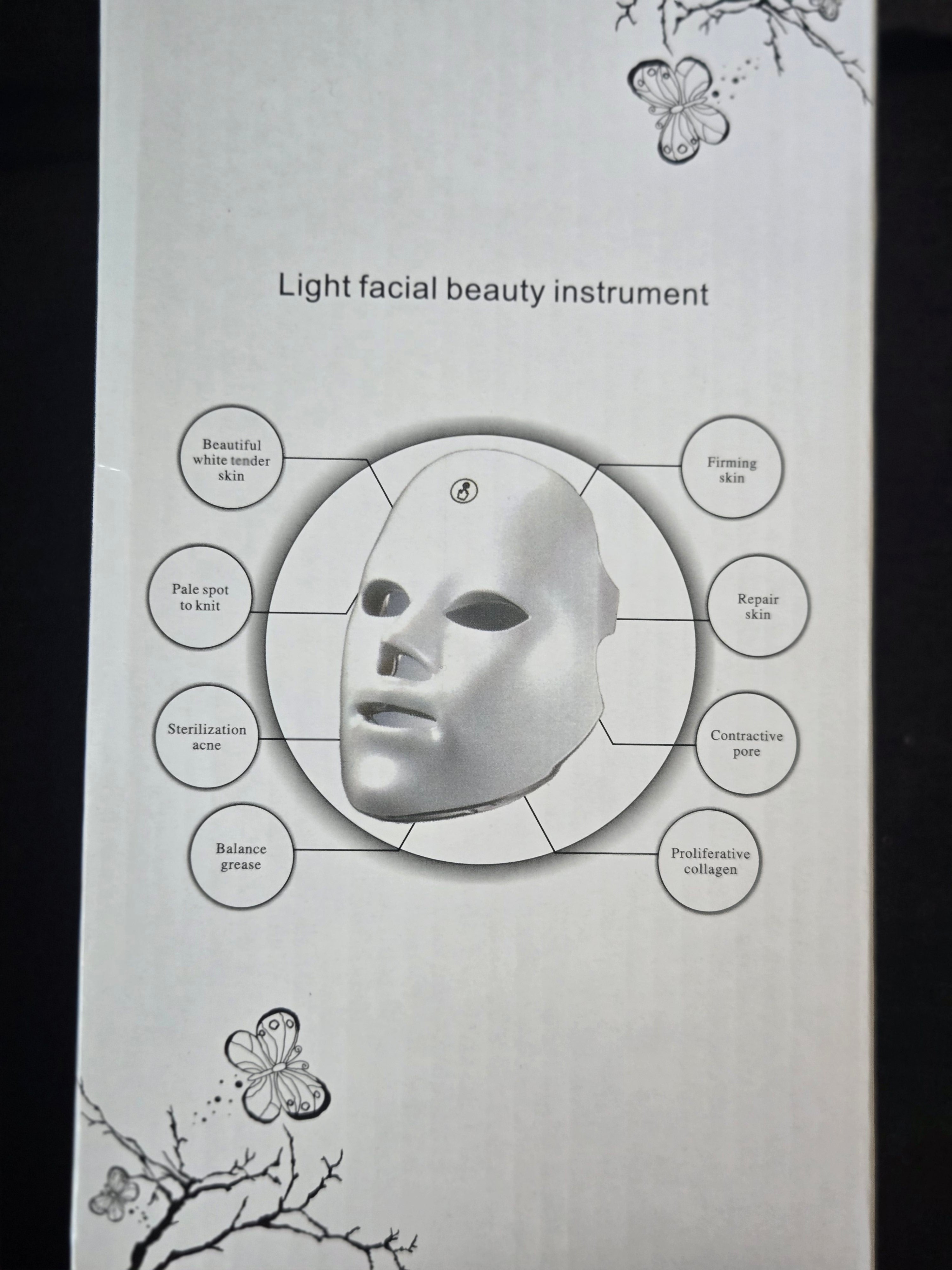 Light facial mask