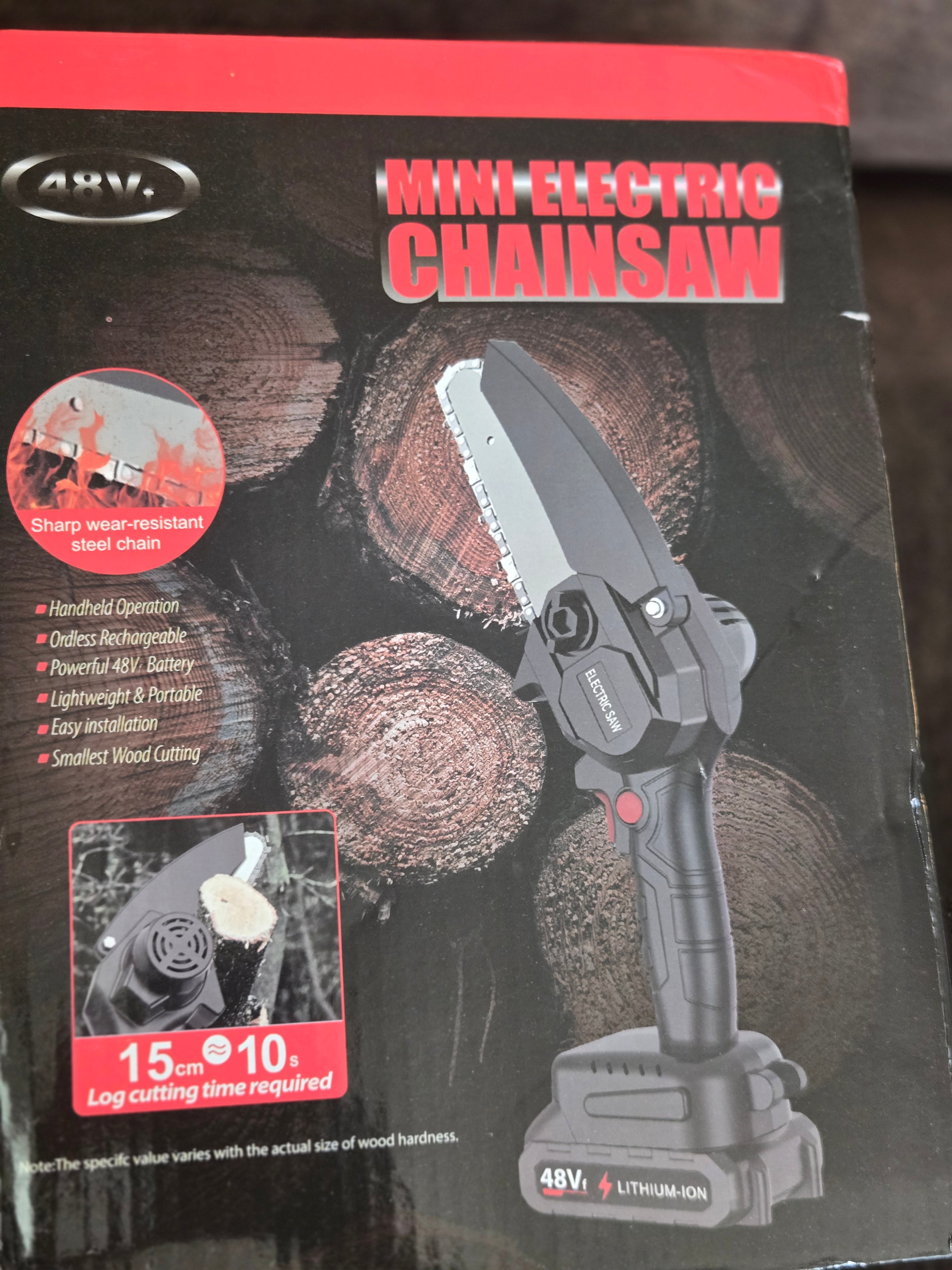Mini electric chainsaw