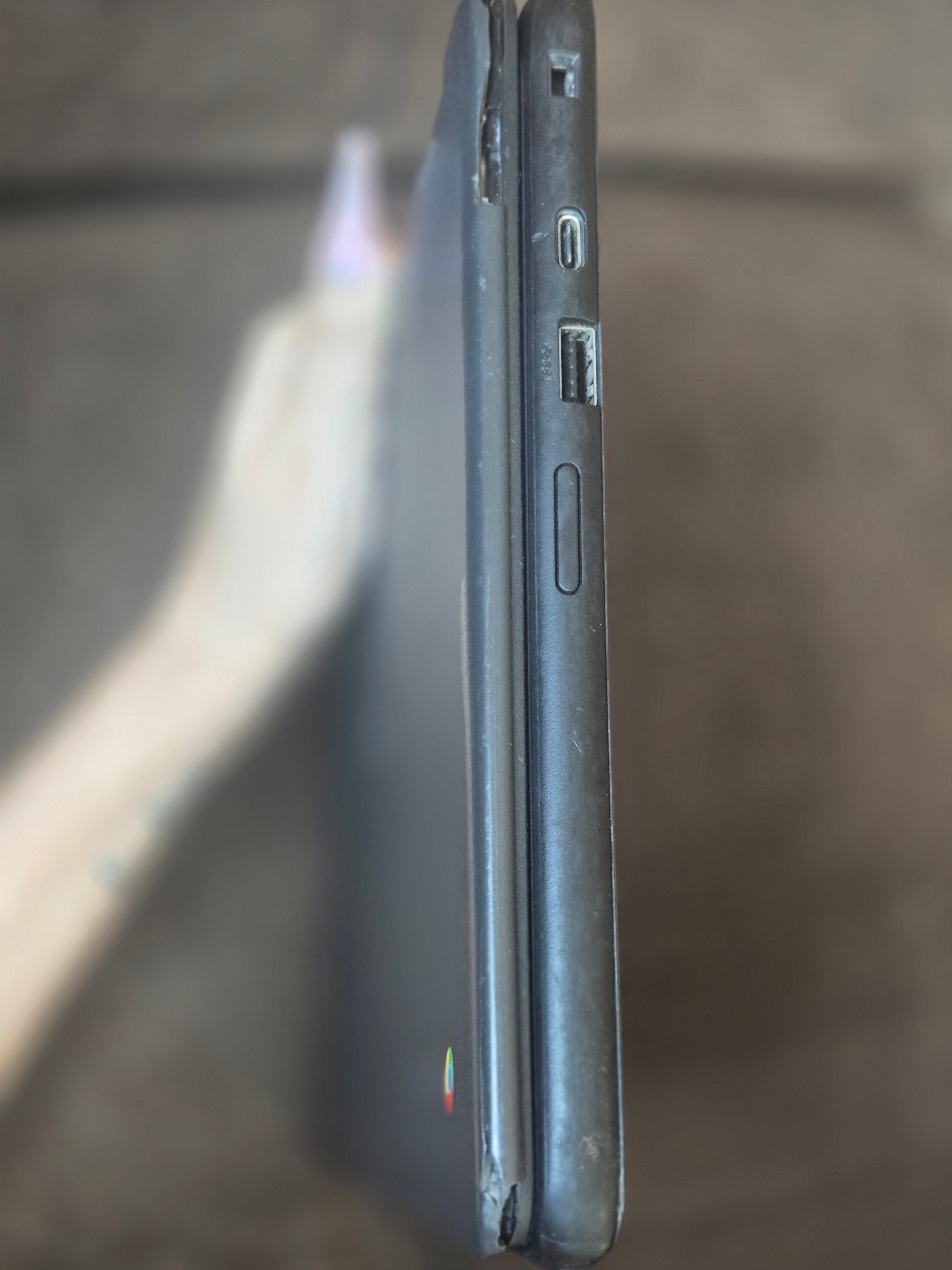 Dell Chromebook  3100 2 in 1