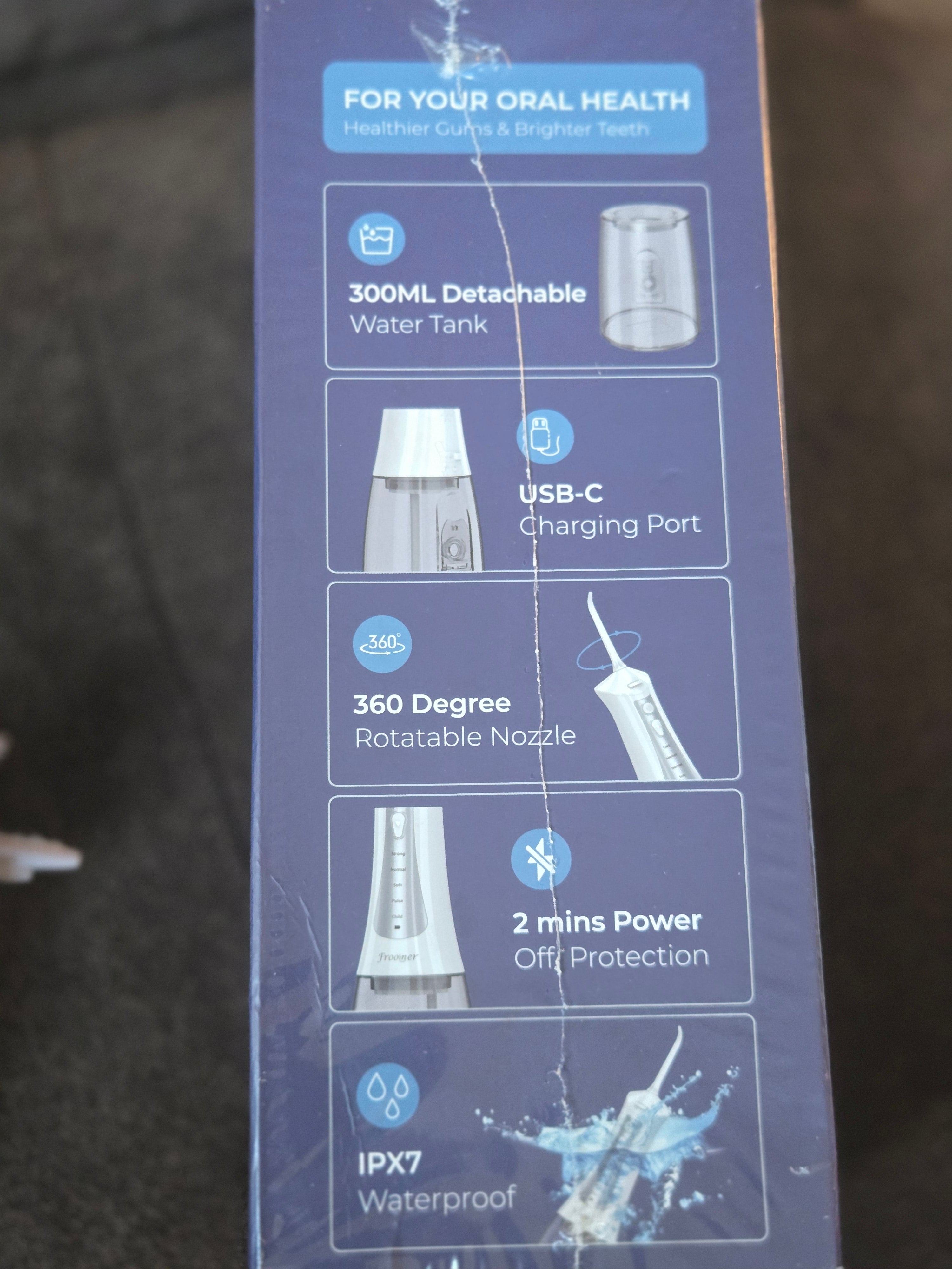Portable oral irrigator