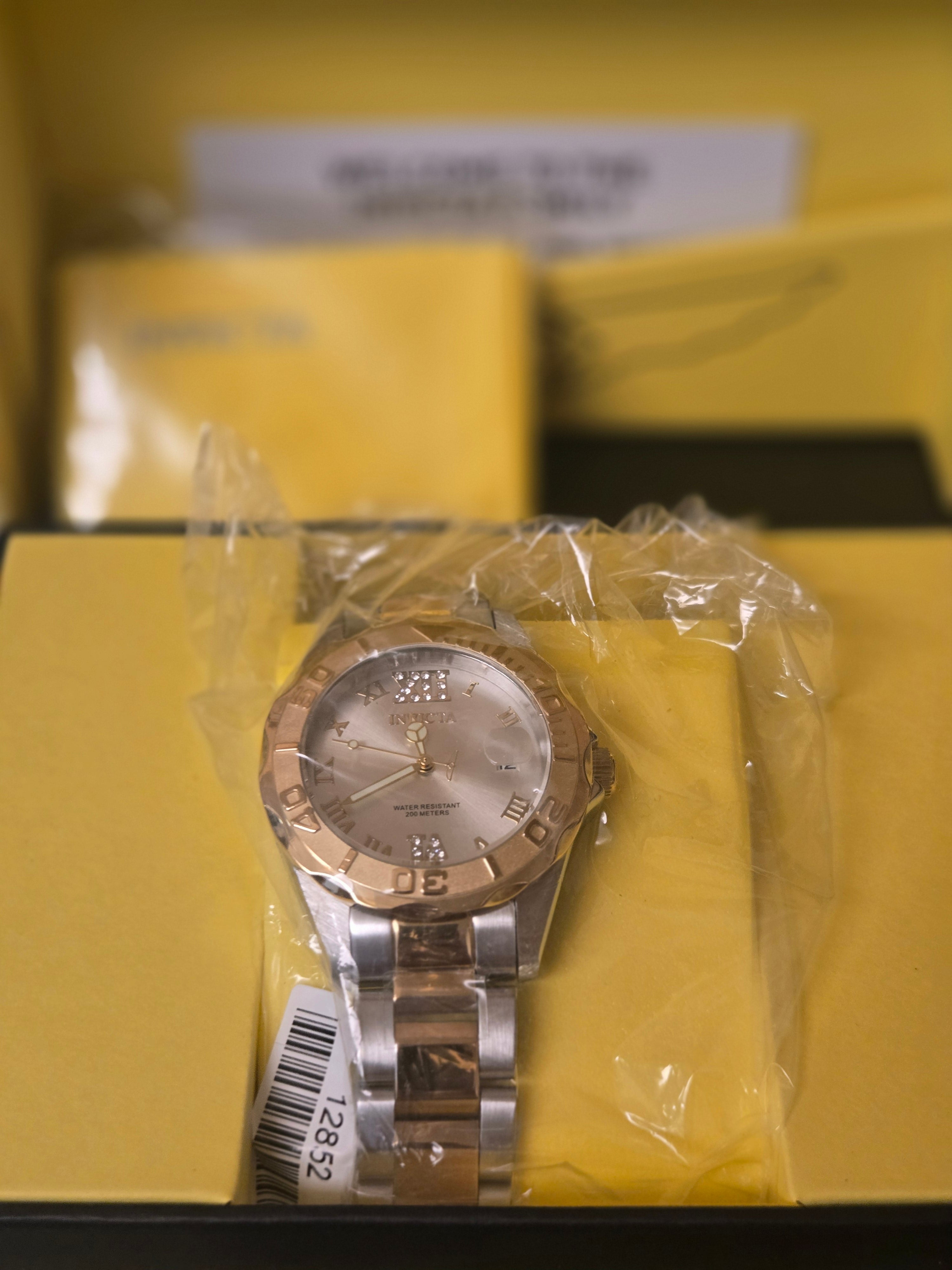 Invicta pro diver brinevale women watch