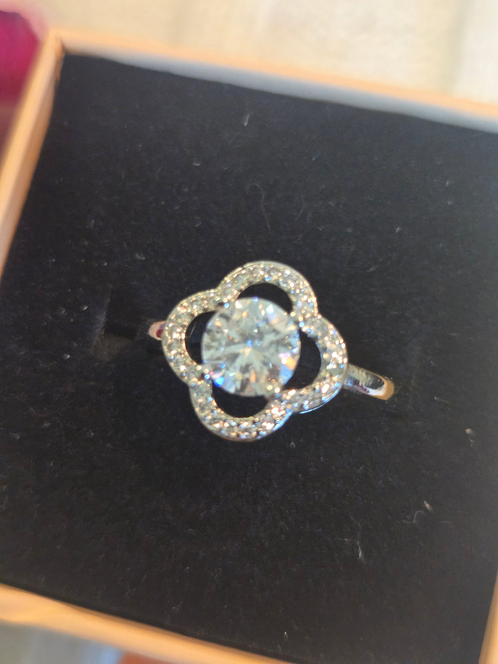 Moissy Ring