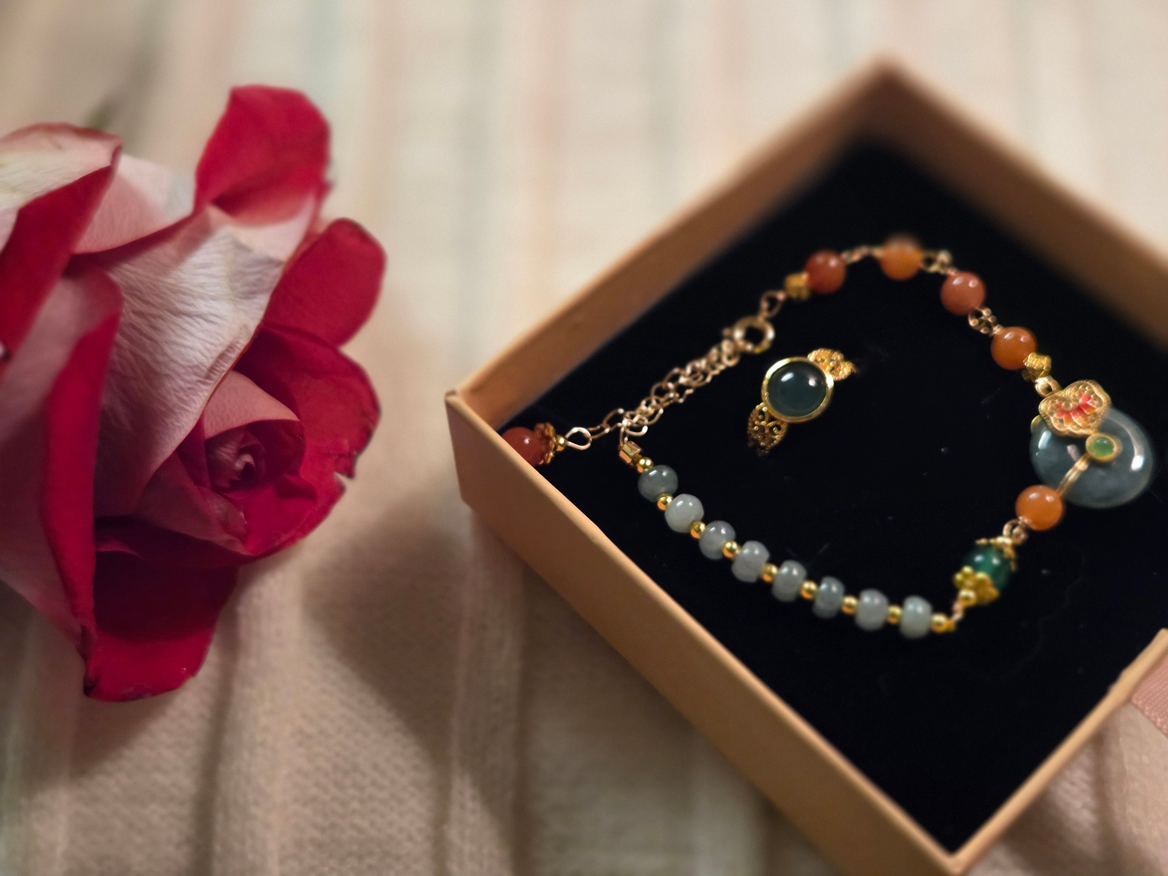 Jade set